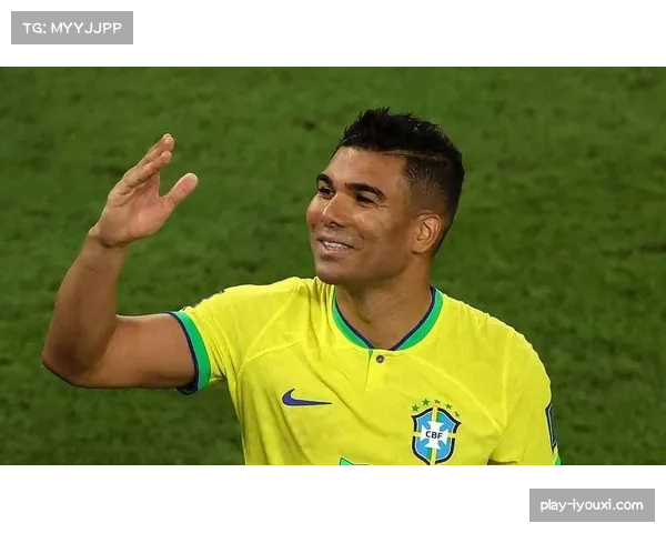 曼联球星卡塞米罗发现球衣名字拼写出错计划修改回正确版本引发球迷热议